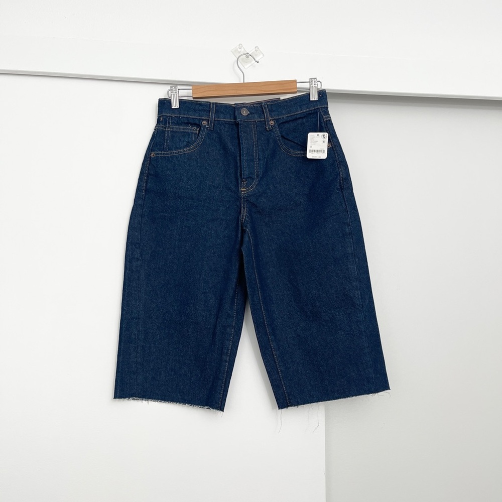 NWT Free People Jam Session Relaxed Capri Denim Shorts
Size 25